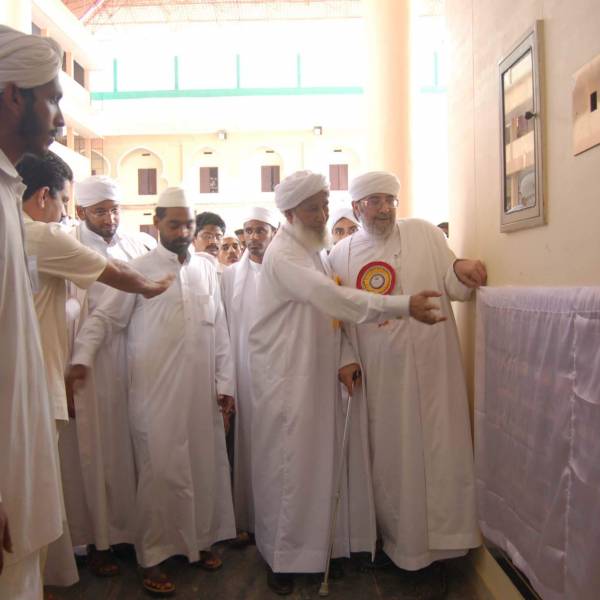 صور فضيلة الدكتور عمر عبدالله كامل في جامعة مركز الثقافة الإسلامية بكيرلا الهند